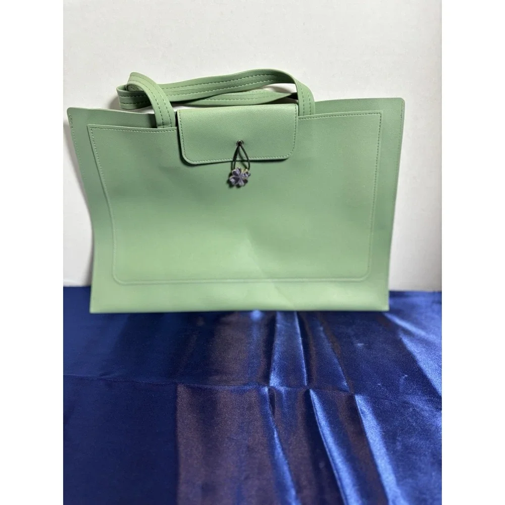 Mint Green 13–14 Inch Laptop Tote Bag Shoulder Carryall Flower Charm[J]